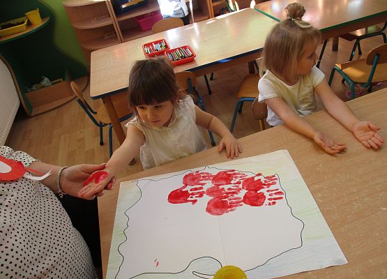 Młodsza grupa przy pracy