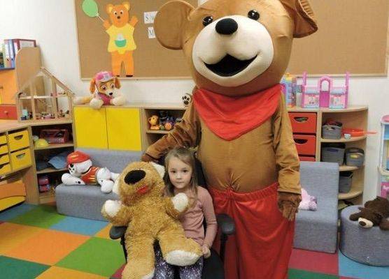 Grafika 12: ŚWIĘTO  MISIA