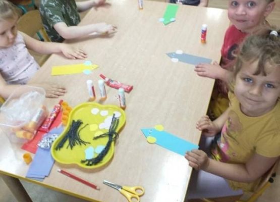 Młodsza grupa przy pracy