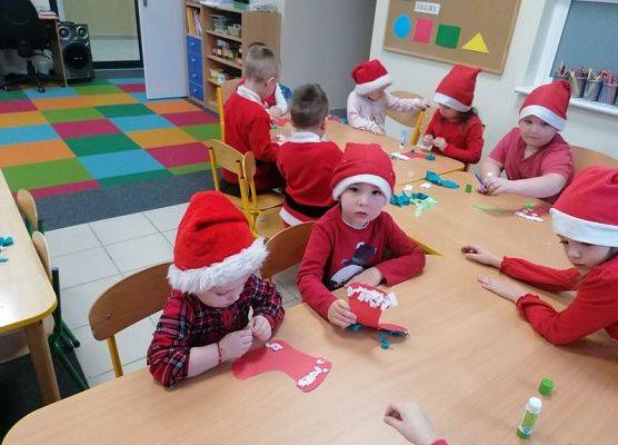 Grafika 24: MIKOŁAJKI