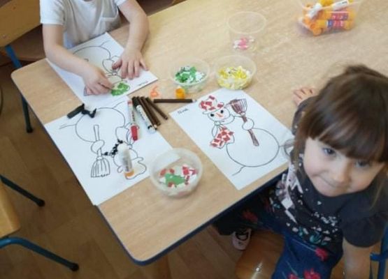 Młodsza grupa przy pracy