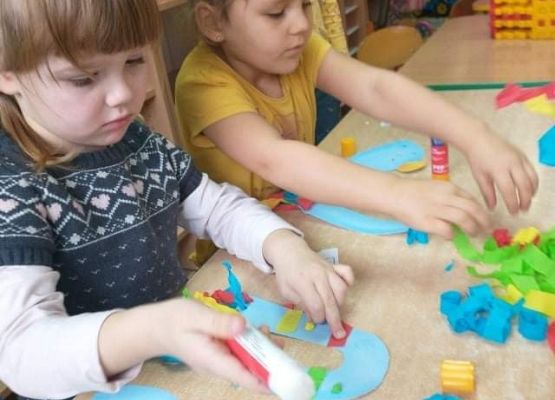 Średniaki przy pracy