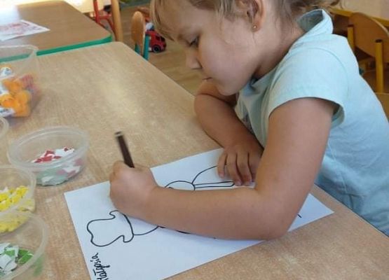 Młodsza grupa przy pracy