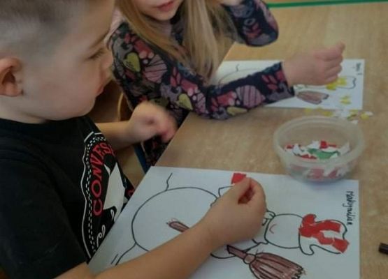 Młodsza grupa przy pracy