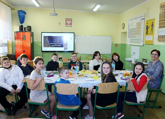 Wigilia w klasie piątej.