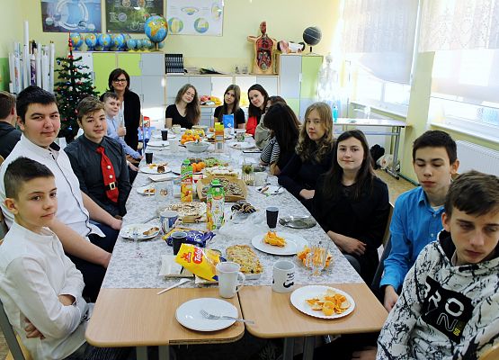 Grafika 28: WIGILIE KLASOWE