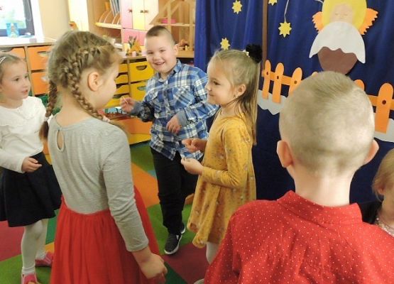 Grafika 24: WIGILIA W PRZEDSZKOLU