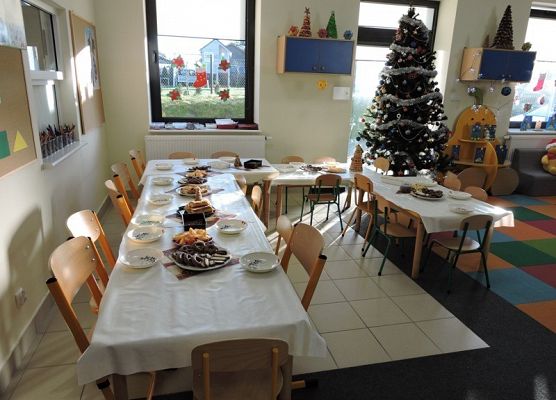 Grafika 13: WIGILIA W PRZEDSZKOLU