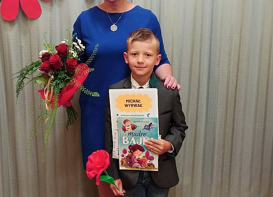 Grafika 16: zakończenie roku szkolnego 2020/2021