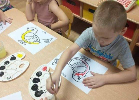 Młodsza grupa przy pracy