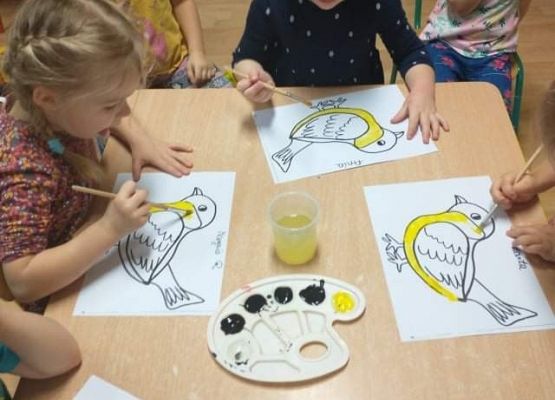 Młodsza grupa przy pracy