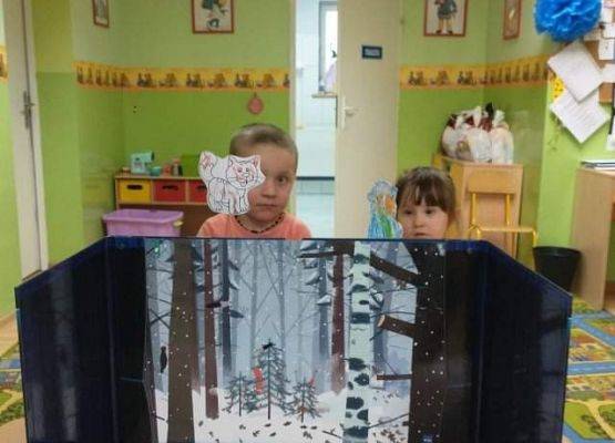 Teatrzyk młodszej grupy