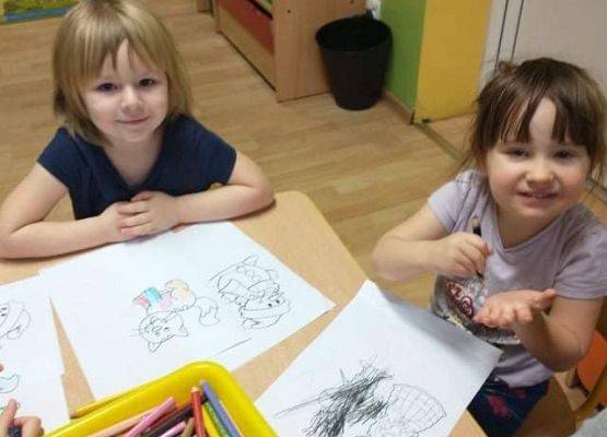 Młodsza grupa przy pracy