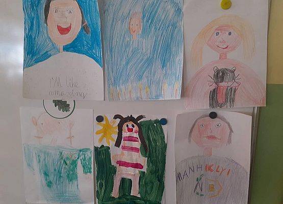 Grafika 4: 8 Marca - Dzień Kobiet