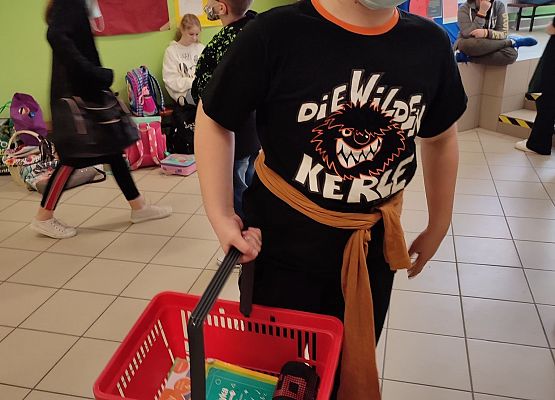 Grafika 3: Dzień bez plecaka