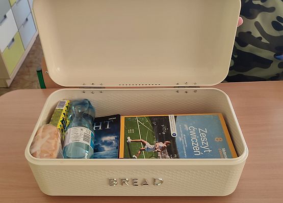 Grafika 13: Dzień bez plecaka