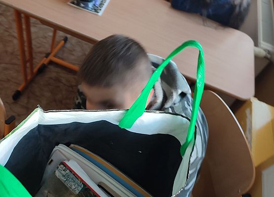 Grafika 17: Dzień bez plecaka