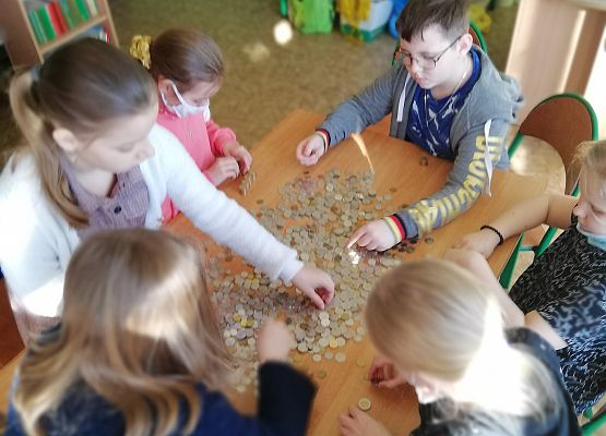 Grafika 2: Solidarni z Ukrainą