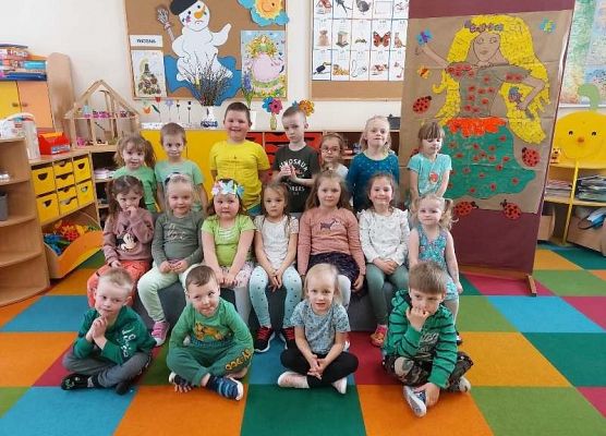 Grafika 9: PIERWSZY DZIEŃ WIOSNY