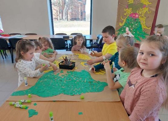 Grafika 12: PIERWSZY DZIEŃ WIOSNY