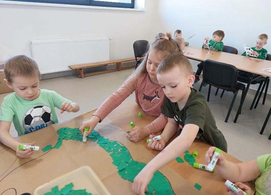 Grafika 23: PIERWSZY DZIEŃ WIOSNY