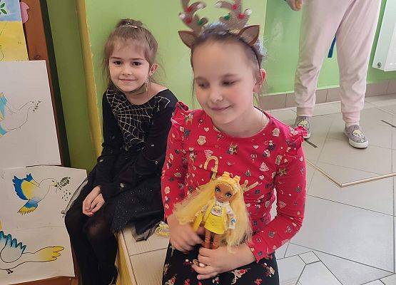 Grafika 15: Dzień Nieoczywistego Stroju