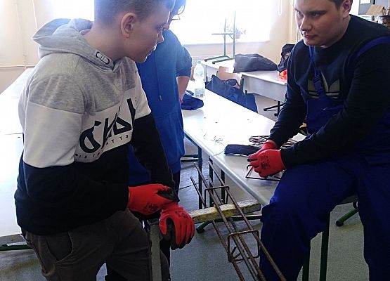 Grafika 12: Dni Otwarte