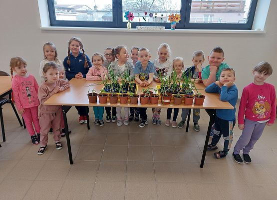 Grafika 11: Zawitała do nas WIOSNA