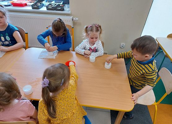 Grafika 2: Nadchodzi Wielkanoc