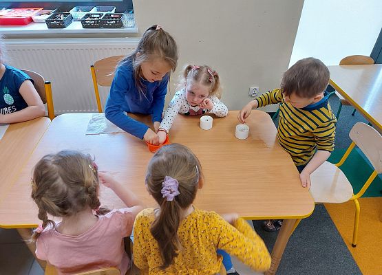 Grafika 5: Nadchodzi Wielkanoc