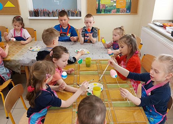 Grafika 14: Nadchodzi Wielkanoc