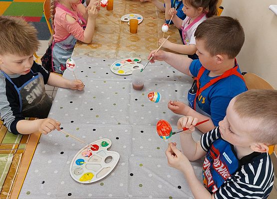 Grafika 16: Nadchodzi Wielkanoc