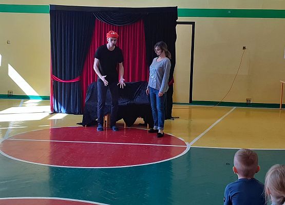 Nowy trend- spektakl grafika