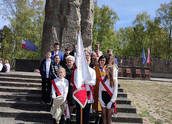 Delegacja naszej szkoły i pani kurator