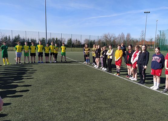 Zawody w Piłce Nożnej Dziewcząt i Chłopców