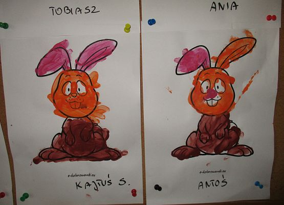 Malowanie palcem - prace  młodszej grupy