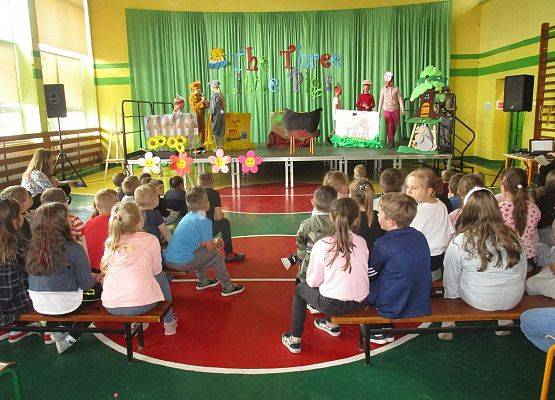 The Three Little Pigs 8