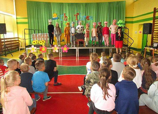 The Three Little Pigs 10