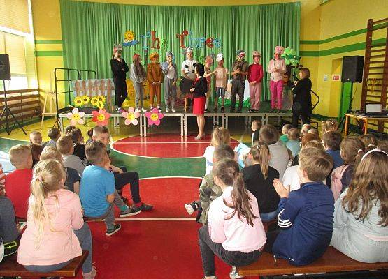 The Three Little Pigs 11