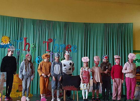 The Three Little Pigs 12