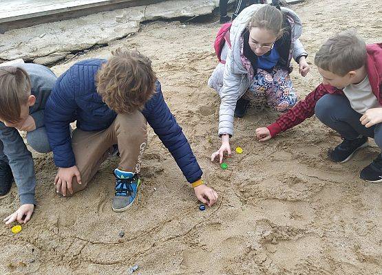 Grafika 22: Biwak klasy 6a