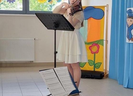 Grafika 8: KONCERT  MUZYCZNY