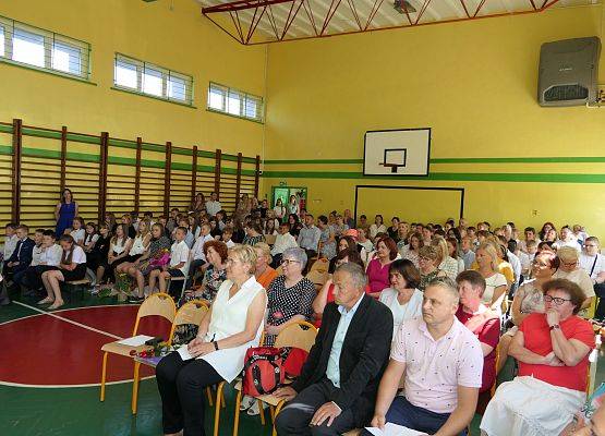 Grafika 8: Zakończenie roku szkolnego klasy 4-7