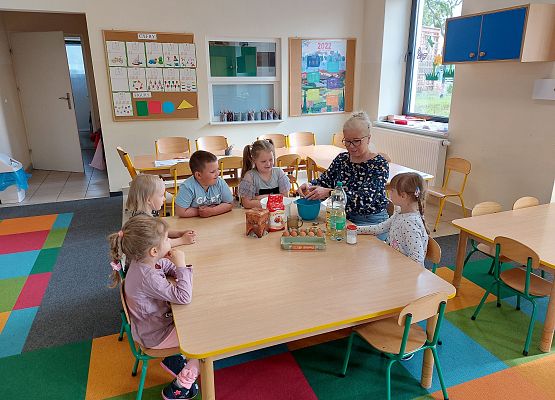 Grafika 2: Dzień Dziecka