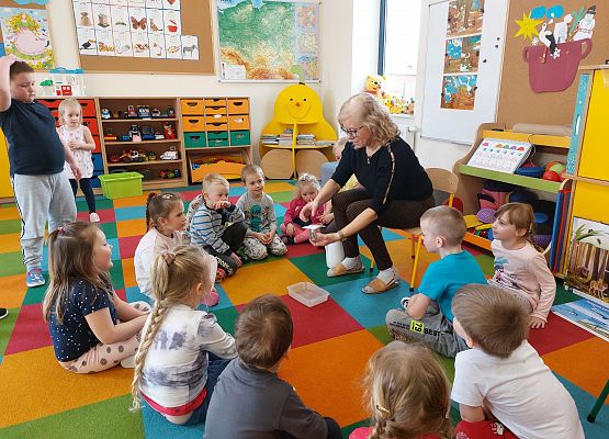 Grafika 7: EKSPERYMENTUJEMY