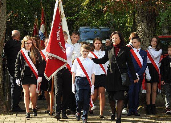 Wprowadzenie sztandarów