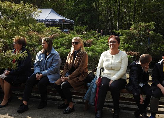 Nauczyciele ze szkoły w Garczegorzu