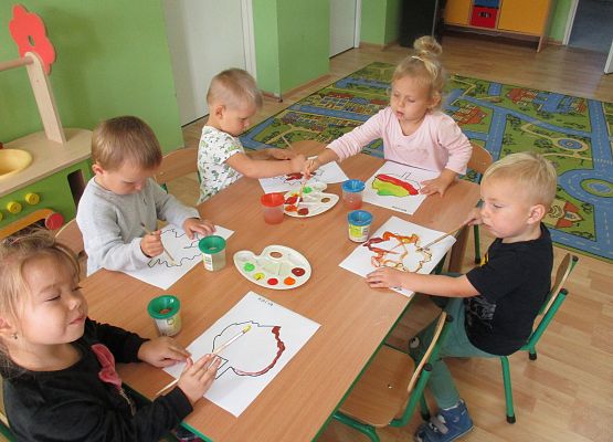 Młodsza grupa przy pracy