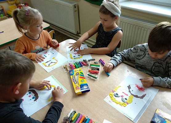 Grafika 24: GALERIA PRACUSIÓW