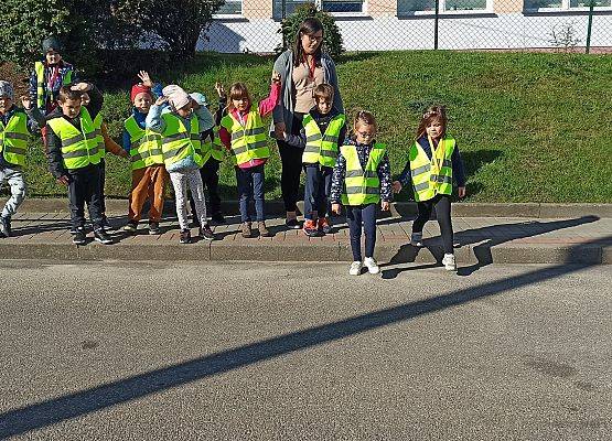 Grafika 1: Dbamy o bezpieczeństwo